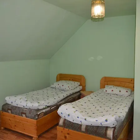 Bed & Breakfast Готель Вернісаж Bedevlia