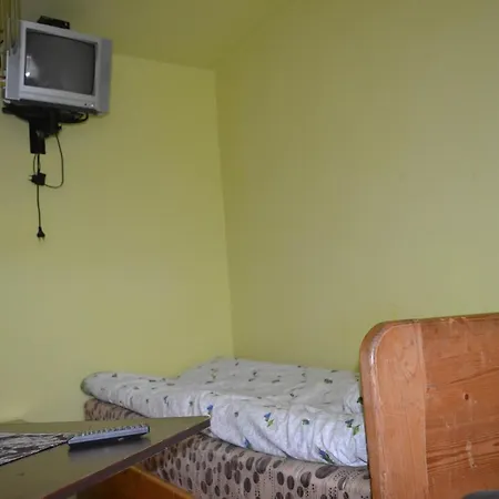 Bed & Breakfast Готель Вернісаж *