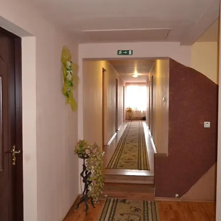 Готель Вернісаж Bed & Breakfast Bedevlia